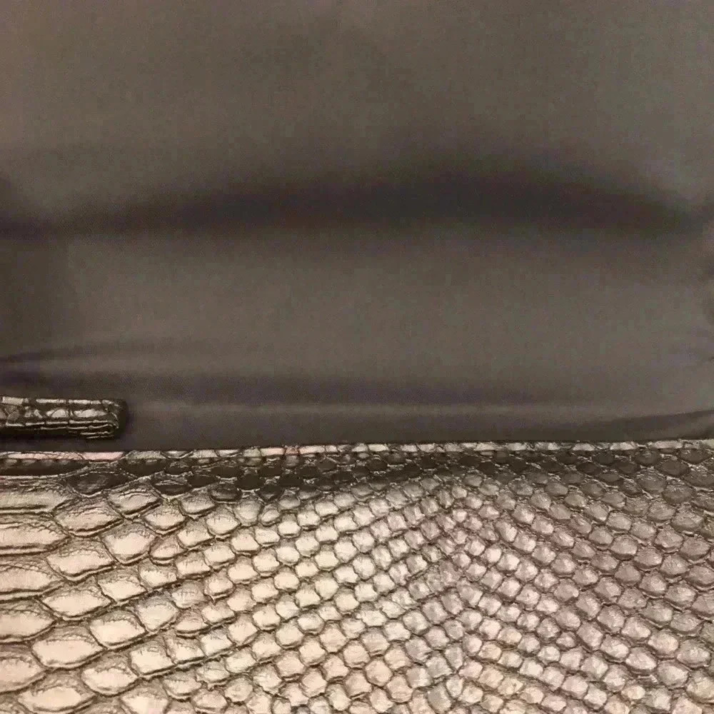 Hand bag - Picture 2 of 3